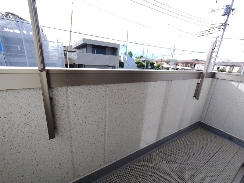洗濯物がたくさん干せるベランダ