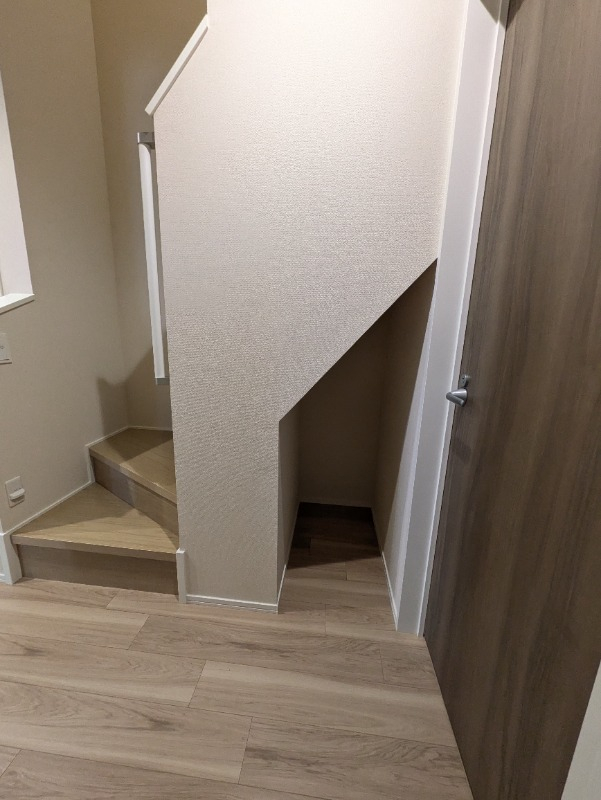 階段下収納