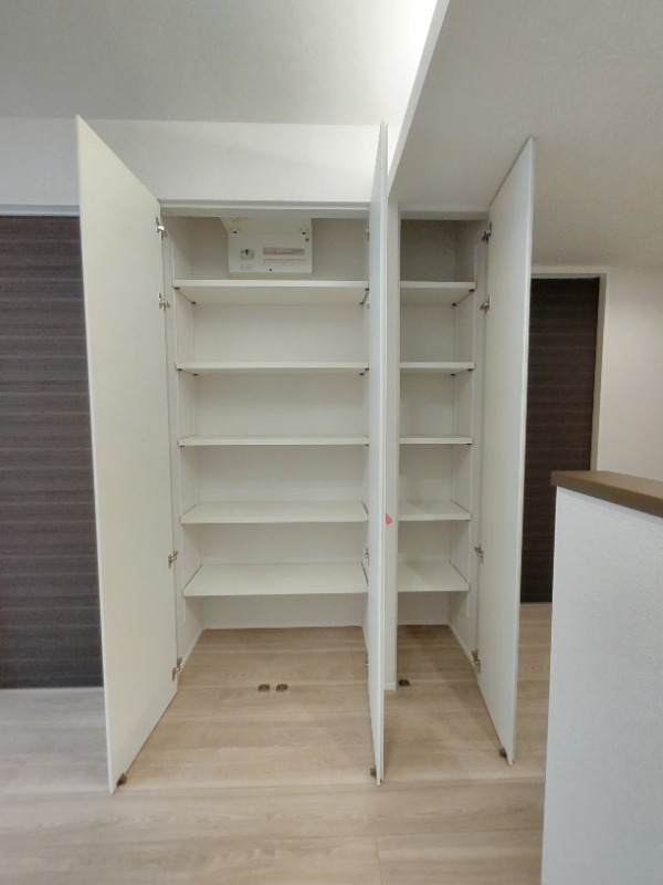 LDKにある収納も使いやすそうですね