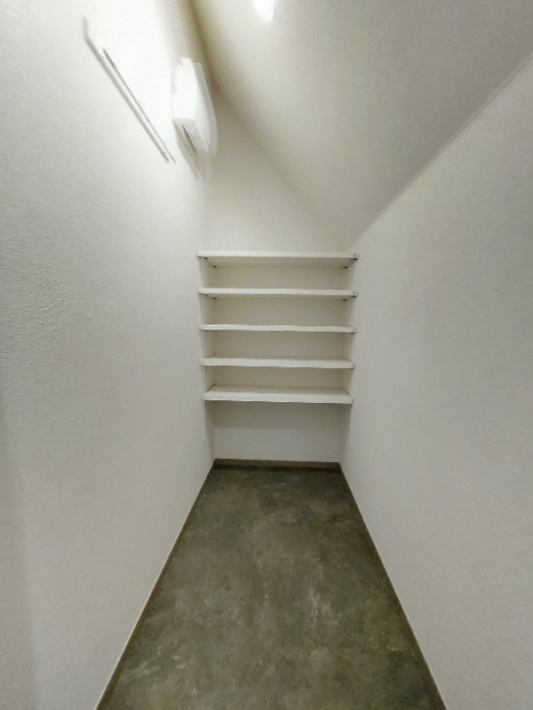 奥行きのあるSICがついています