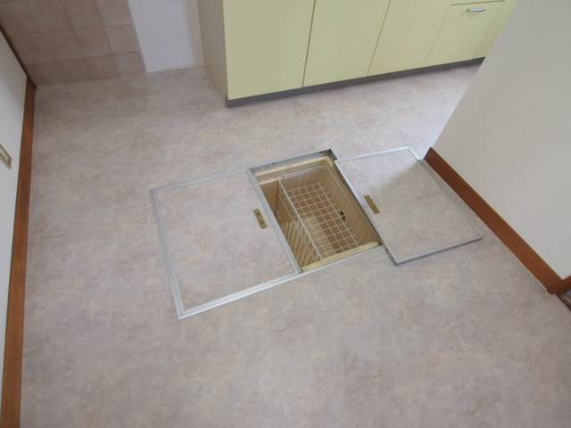 床下収納もあるので便利ですね
