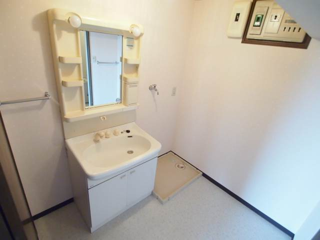 洗面所兼脱衣スペース 別部屋参考写真