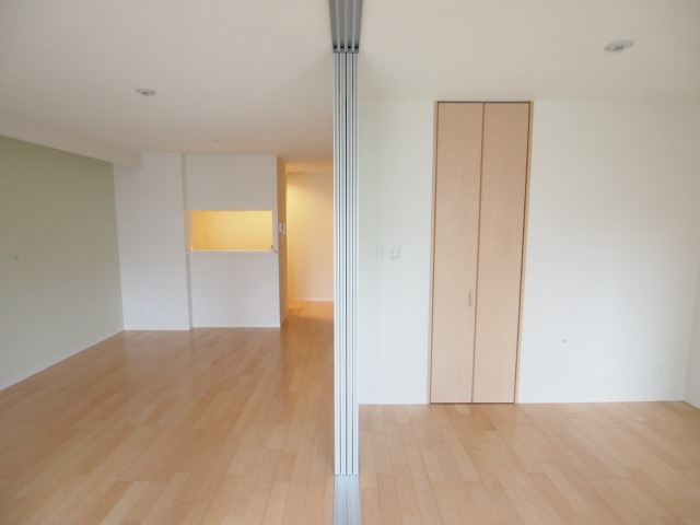 LDK・洋室別角度の写真
