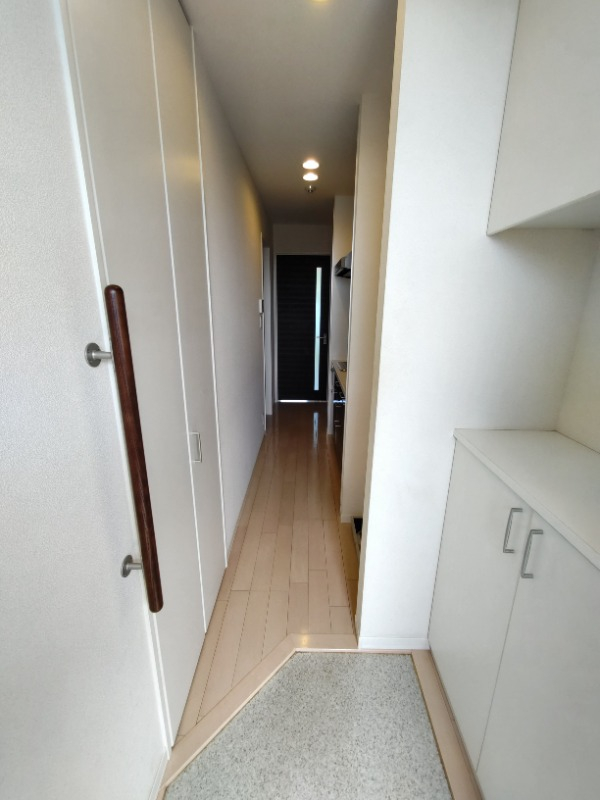 玄関収納アリ ※別部屋参考写真