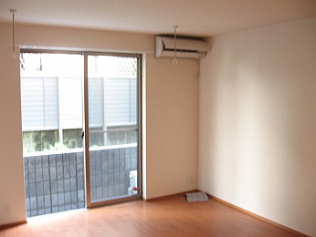 室内(別の部屋の写真です)