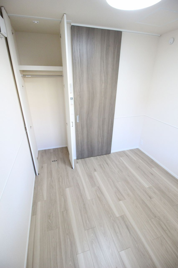 同物件、別の部屋の写真です