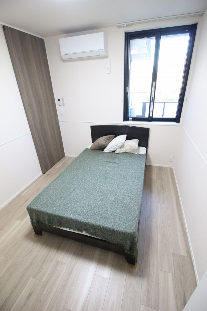 別の部屋の写真(モデルルーム)。家具、小物は付きません