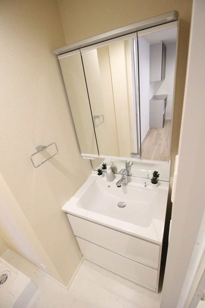 別の部屋の写真(モデルルーム)。小物は付きません