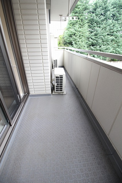 別物件、同タイプの間取りの写真です