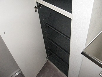 玄関(別の部屋の写真です)