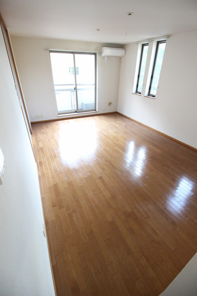 別の部屋の写真です（反転タイプ）