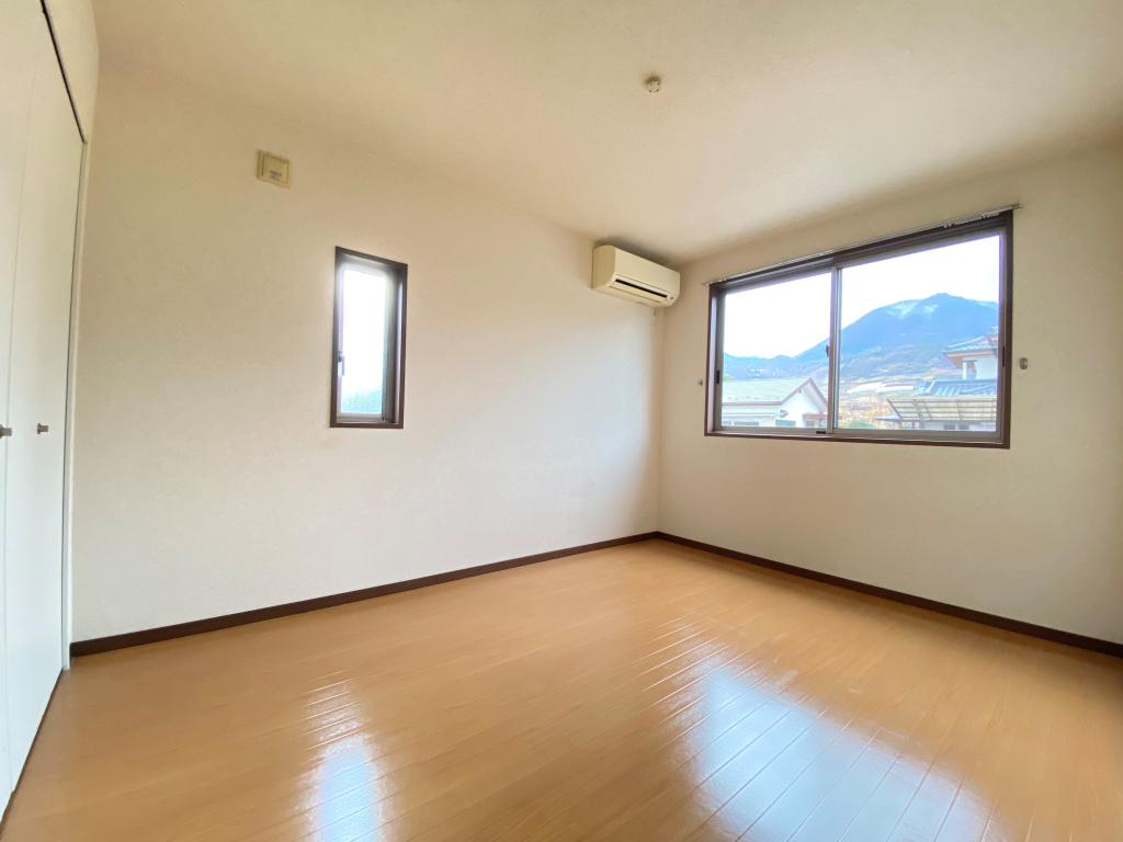 収納・エアコン付きの北側の部屋