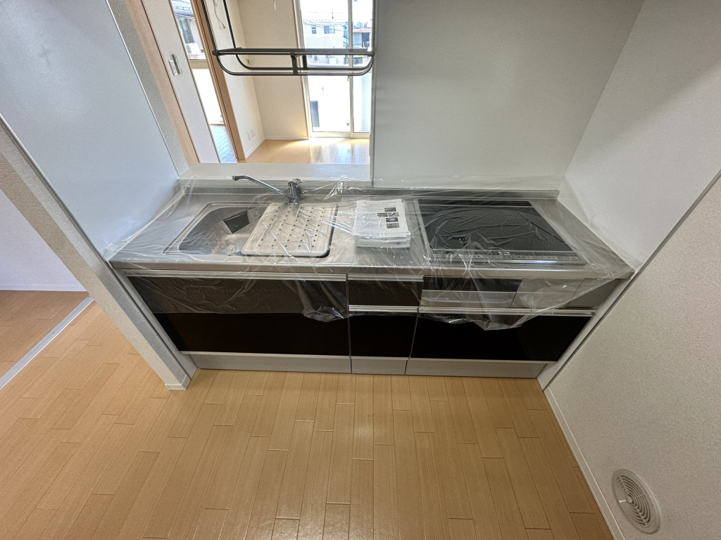 ＩＨ3口、グリル搭載