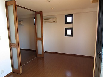 洋室との扉を開ければさらにゆったりします