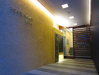 設備も充実したお洒落なエントランス