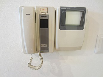 テレビモニタ付インターホン