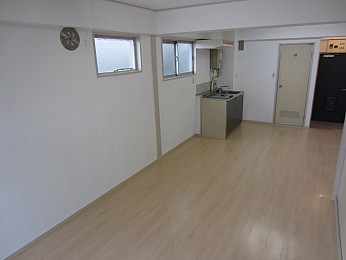 窓も多く風通しもいいです
