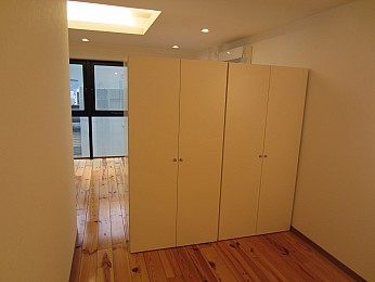 これが移動式スツールです
