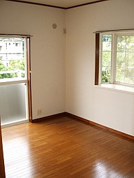 ◆洋室◆　出窓あります