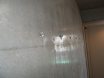 ◆Ｐコンフック◆　写真や絵を飾ったり、棚を取り付けたりと多彩なアレンジが可能です。取り付け取り外しも簡単。