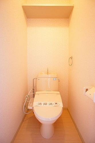 同間取別部屋の室内写真です