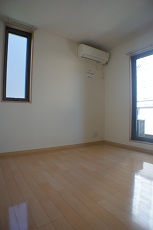 ※同建物反転間取となります。