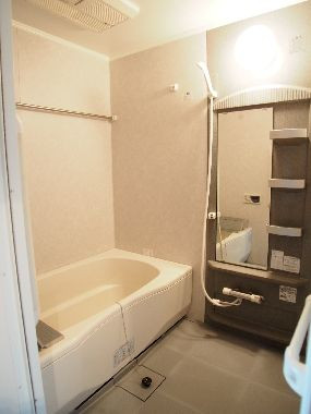 同間取別部屋の室内写真です