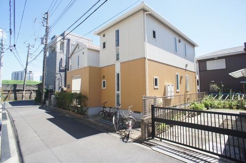 積水ハウスの賃貸住宅シャーメゾン・閑静な住環境でハイスペックなアパートです。