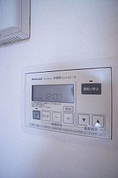 洋室床暖房完備