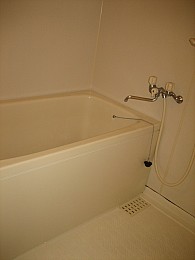 ゆったりした浴室内！