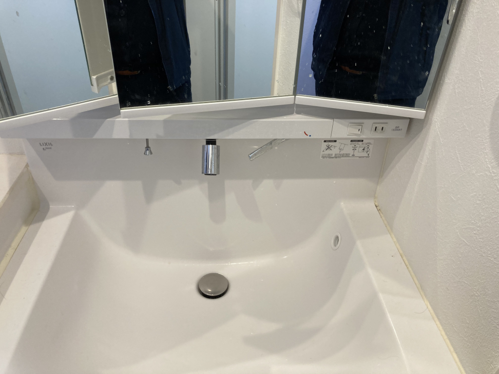 3面鏡シャンプードレッサー完備！