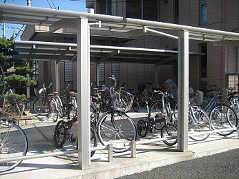 敷地内に駐輪場があります！