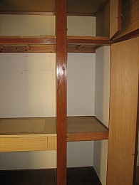 サイドに物入があります！