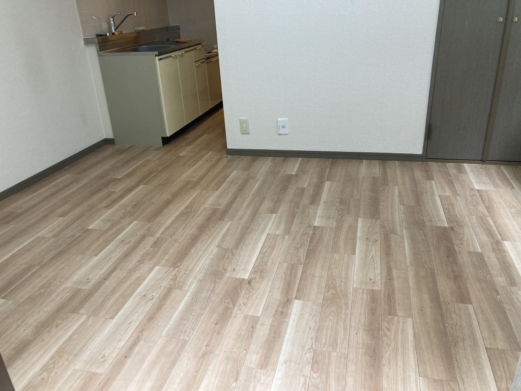 室内よりキッチン方向です！