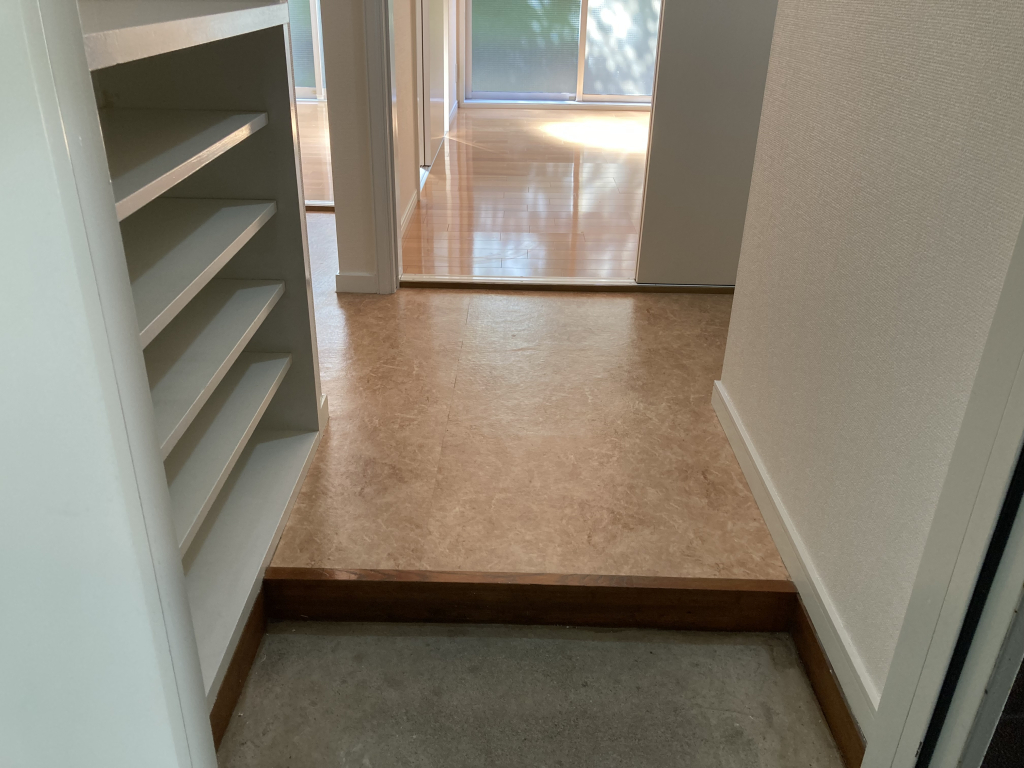 下足入れ完備！