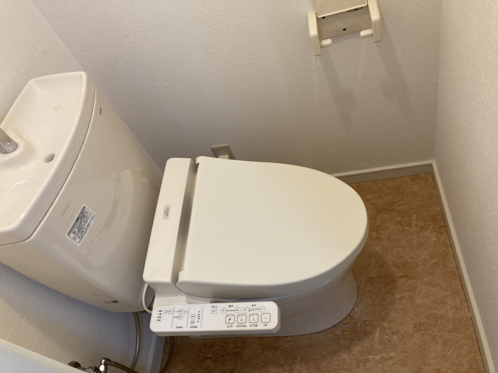 多機能便座完備！