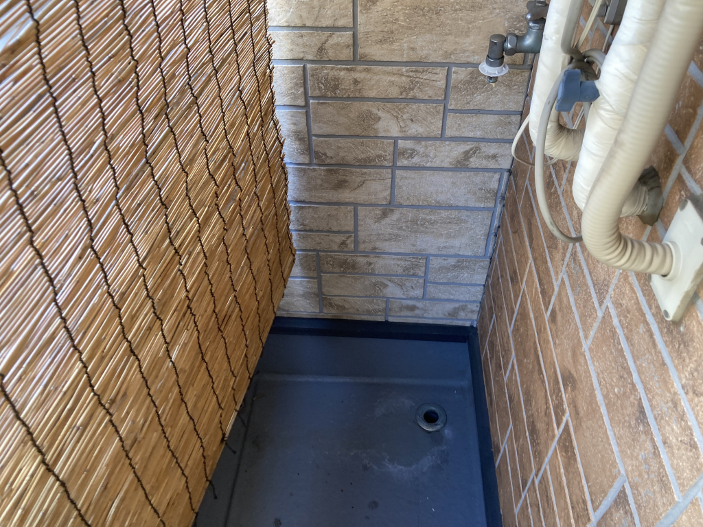 洗濯機置場があります。