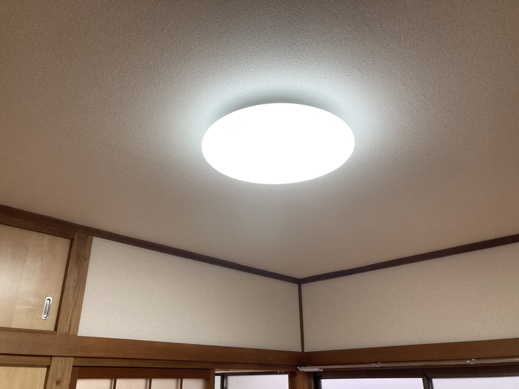 照明器具付です。