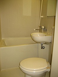 ゆったりした浴室内です！