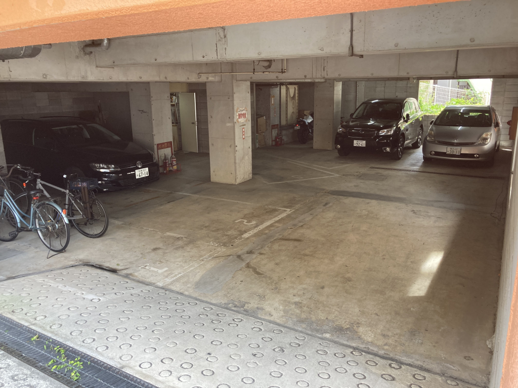 駐車場・駐輪場等完備！