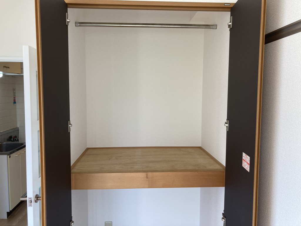 クローゼット内部です！