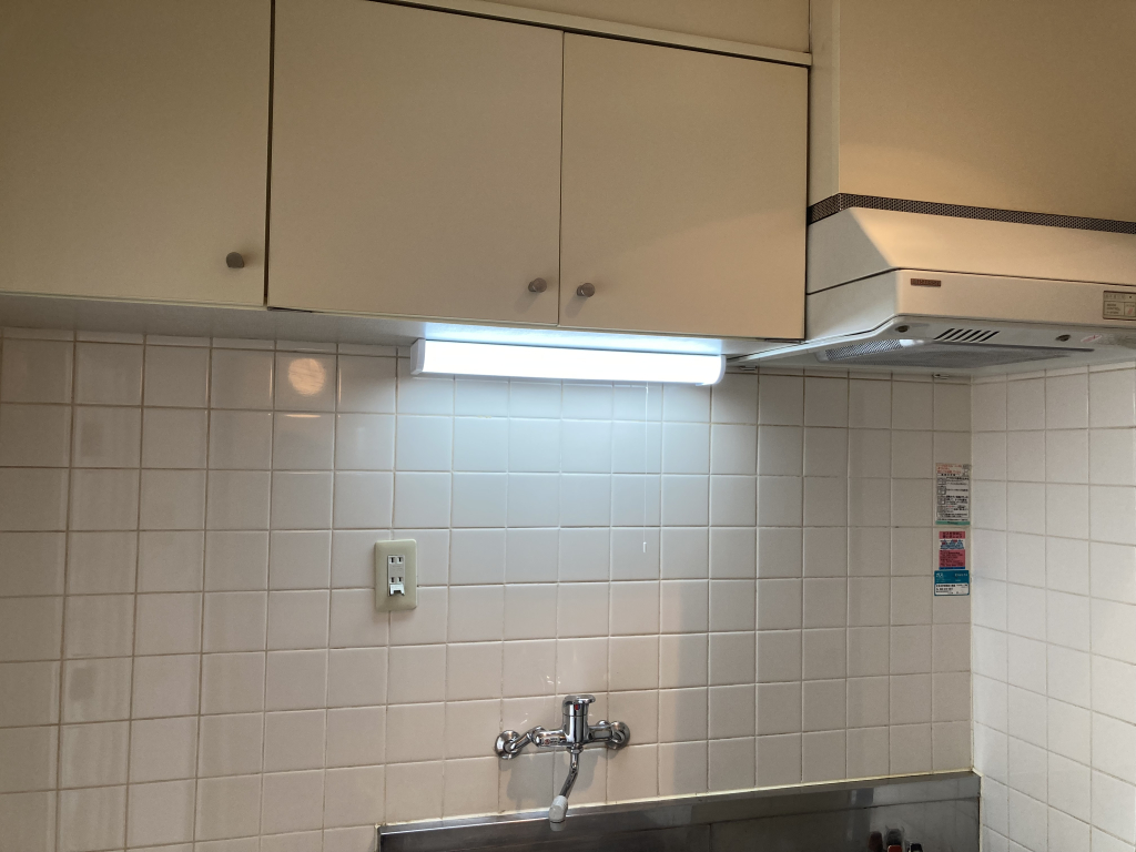 LED照明の手元灯です！！