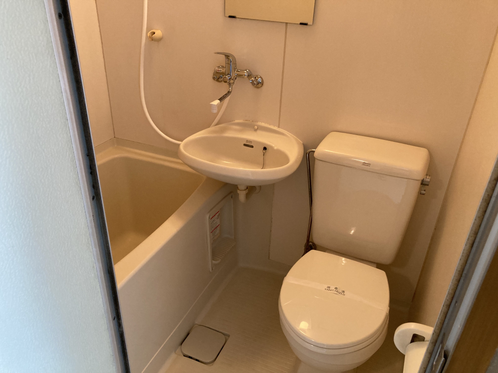 ゆったりした浴室内です！