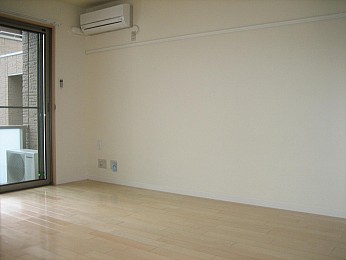 ゆったりしたリビングダイニングです！エアコン付