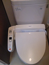 多機能便座です！