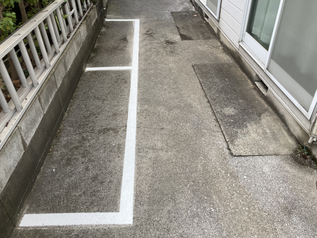 バイク置場があります。