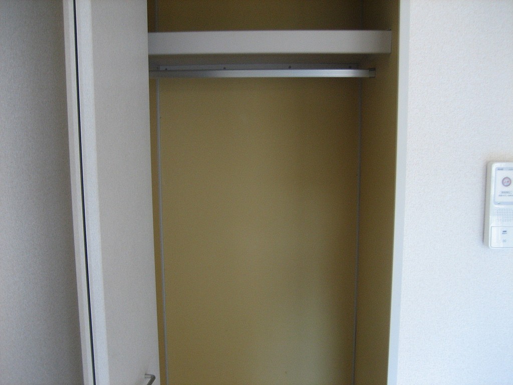 クローゼット内部です！