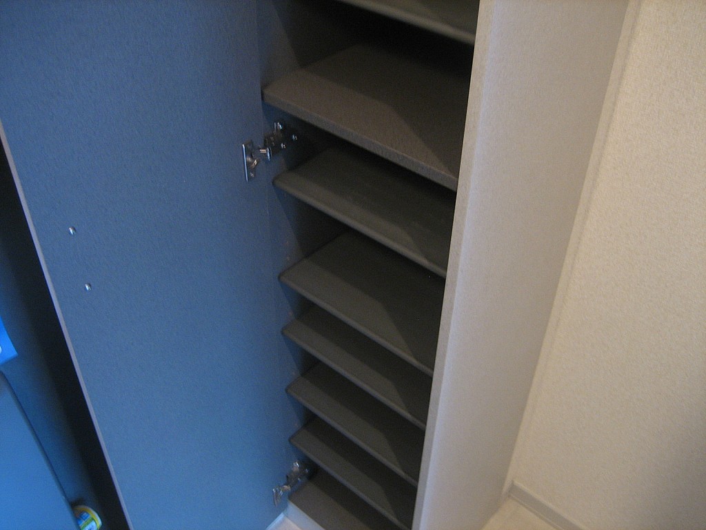 玄関にシューズボックスがあります！