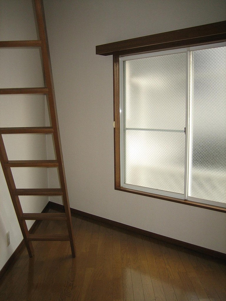 明るい室内です！