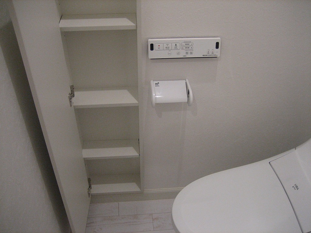 トイレ内収納！